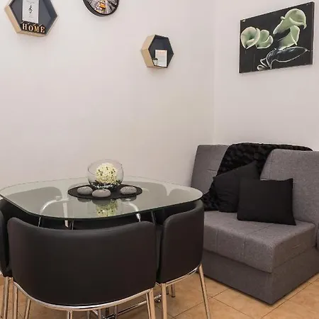 Slavka Apartman Rogoznica (Sibenik-Knin)