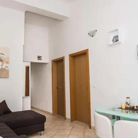 Apartment Slavka Rogoznica (Sibenik-Knin)