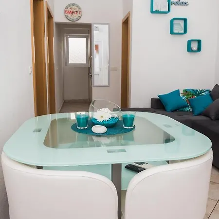 Slavka Apartman *