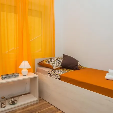 Apartment Slavka Rogoznica (Sibenik-Knin)