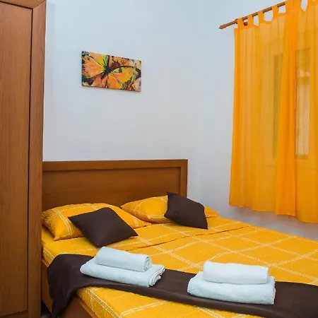 Slavka Apartman Rogoznica (Sibenik-Knin)