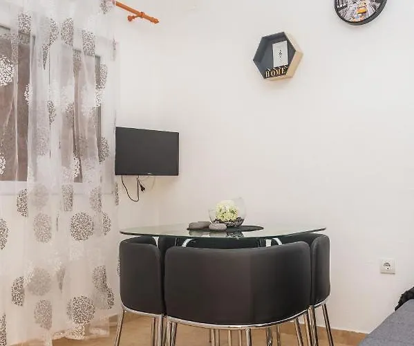 Apartment Slavka Rogoznica (Sibenik-Knin)