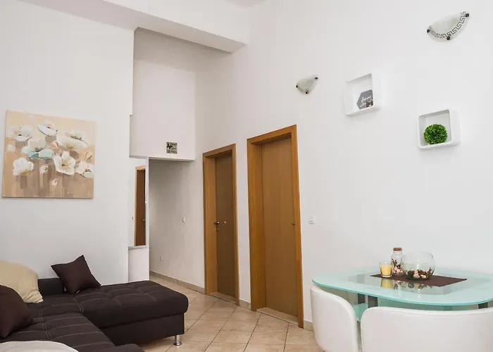 Apartment Slavka Rogoznica (Sibenik-Knin)